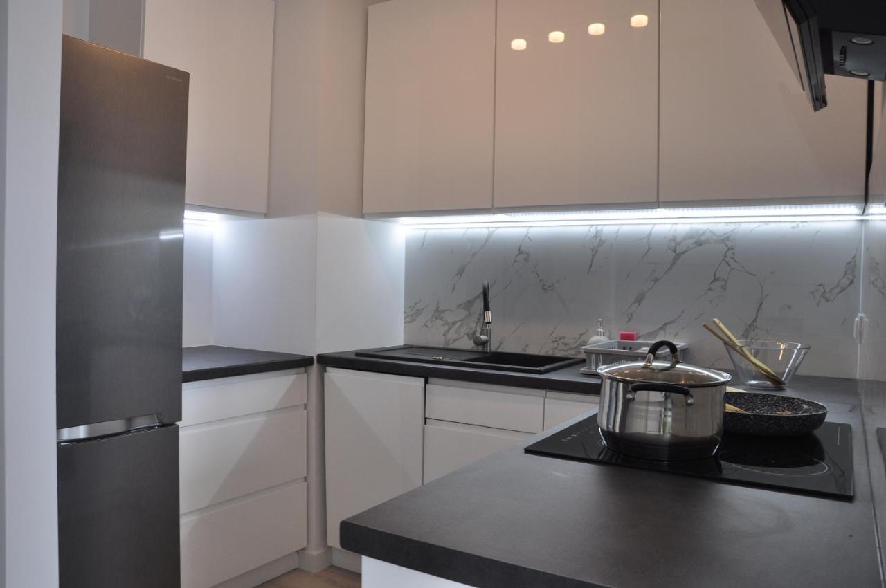 Prudentia Apartments Lifetown Warszawa Eksteriør billede