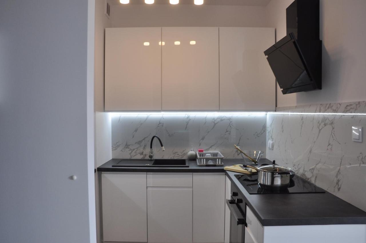 Prudentia Apartments Lifetown Warszawa Eksteriør billede